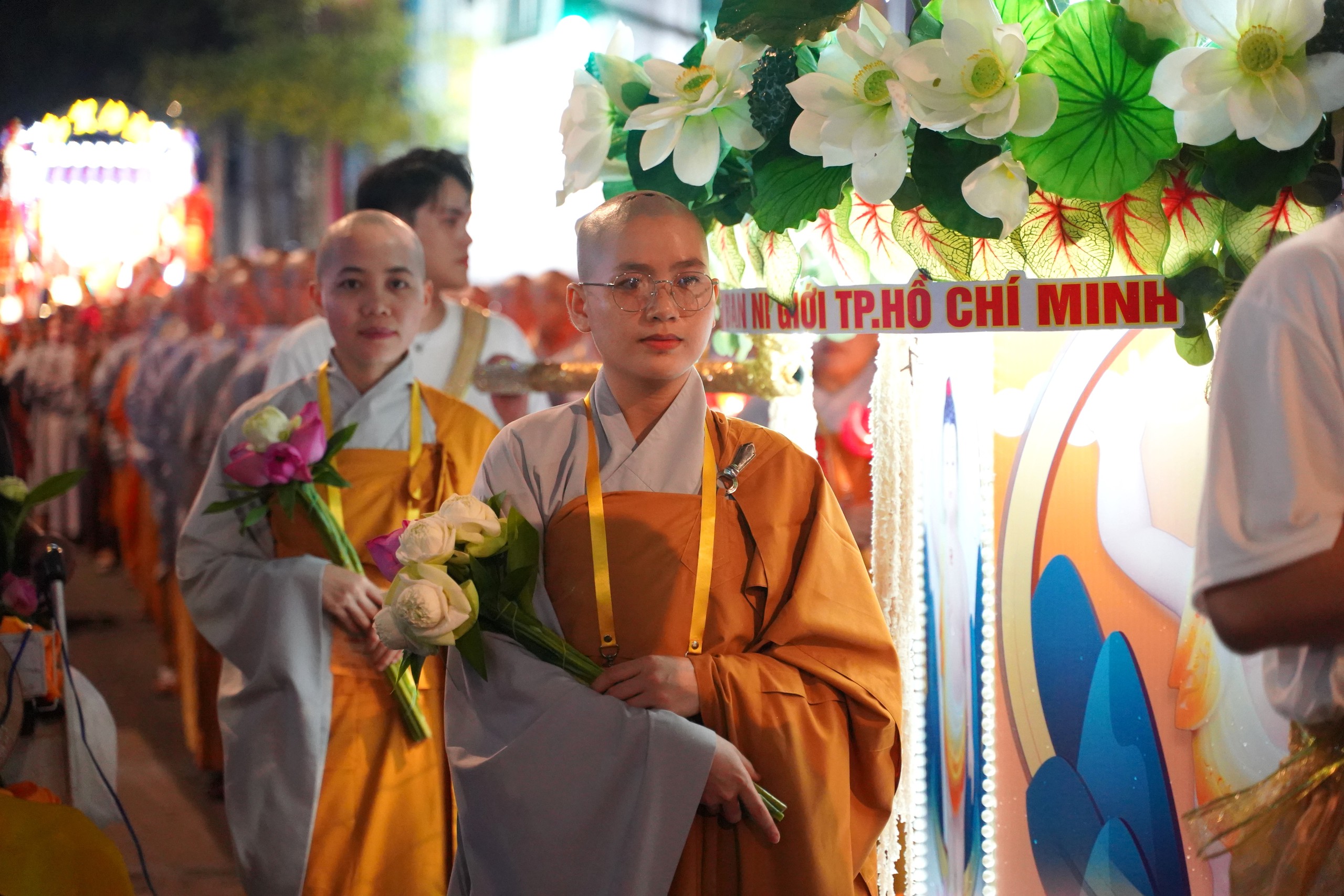 TP HCM long trọng lễ rước kiệu mừng Phật đản- Ảnh 14.