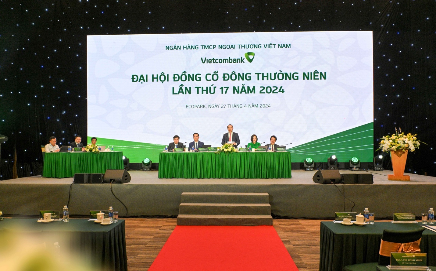 Vietcombank tổ chức thành công đại hội đồng cổ đông thường niên năm 2024- Ảnh 1.
