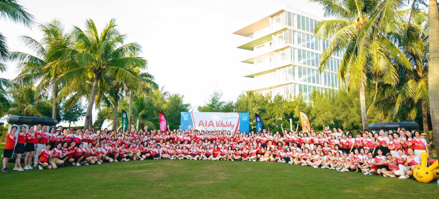 AIA Việt Nam chung tay cùng UEH bồi dưỡng thế hệ trẻ "chất lượng và hạnh phúc”- Ảnh 3.