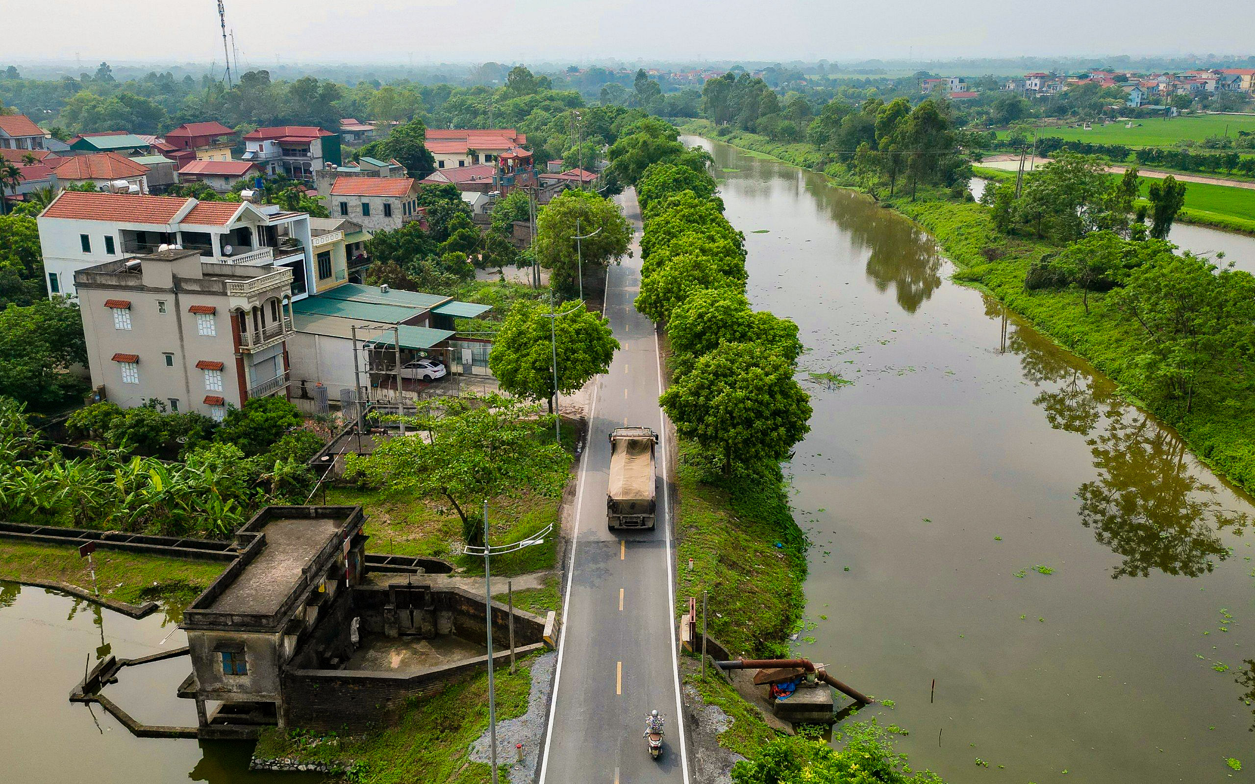 Hiện trạng tuyến đường dài hơn 7 km sắp được đầu tư hơn 300 tỉ để mở rộng- Ảnh 2.