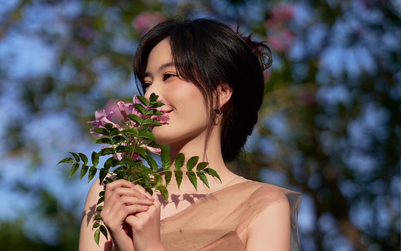 Phản ứng của Nam Em khi bị chê xấu, hát dở, mất show