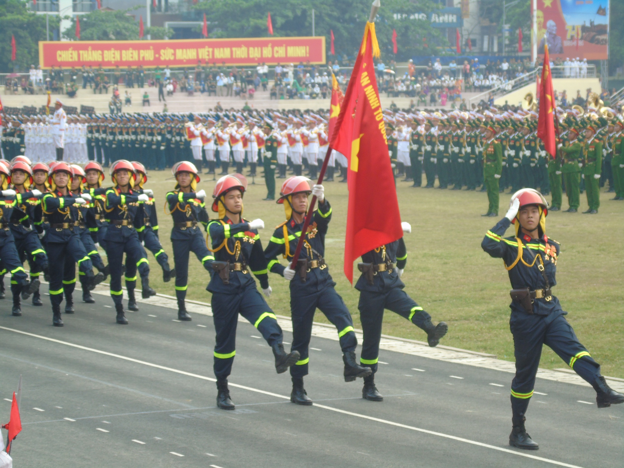 Hình ảnh ấn tượng Tổng duyệt Lễ kỷ niệm 70 năm Chiến thắng Điện Biên Phủ- Ảnh 32.