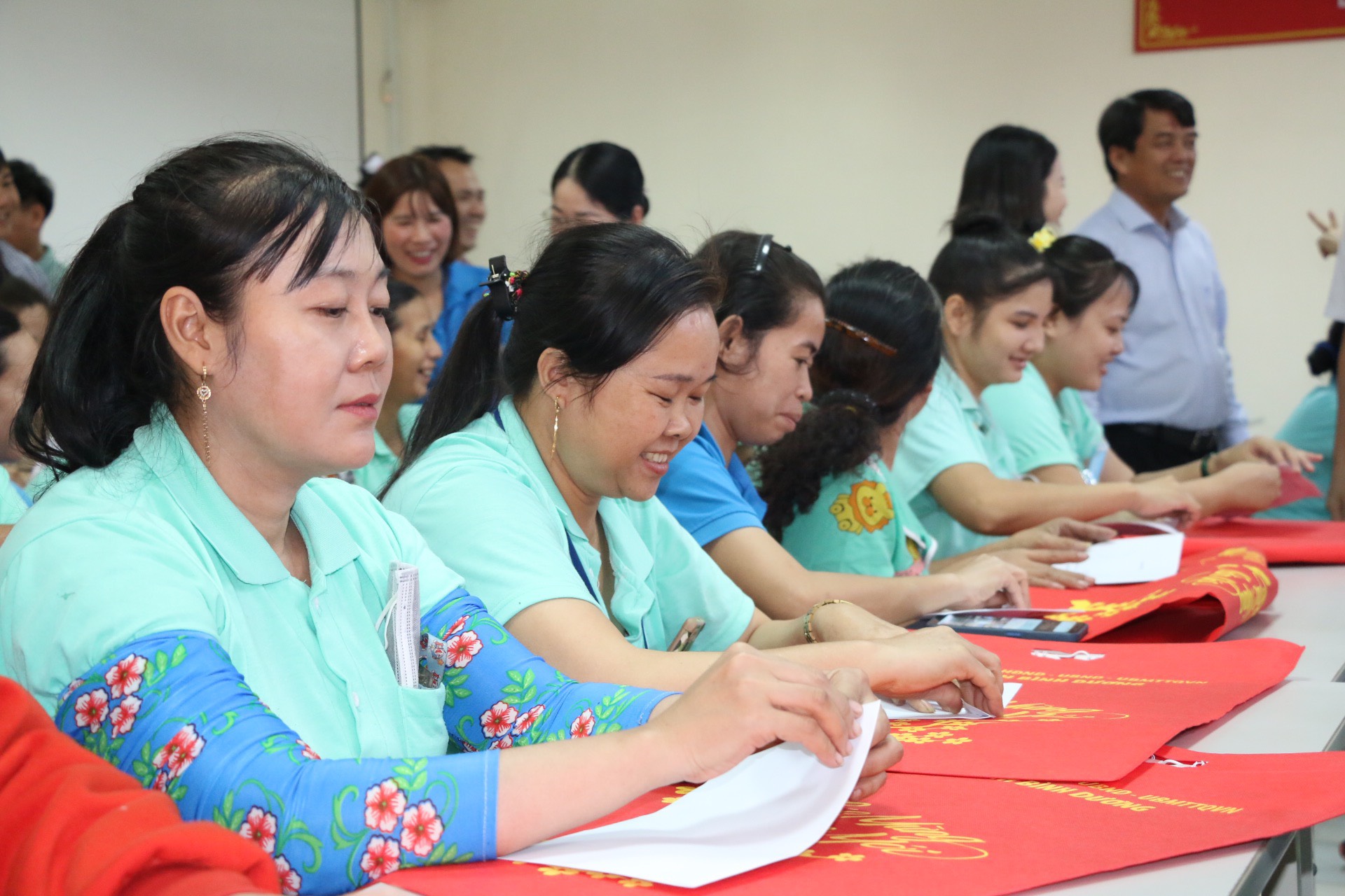 Chung tay chăm lo cho đoàn viên - lao động- Ảnh 13.