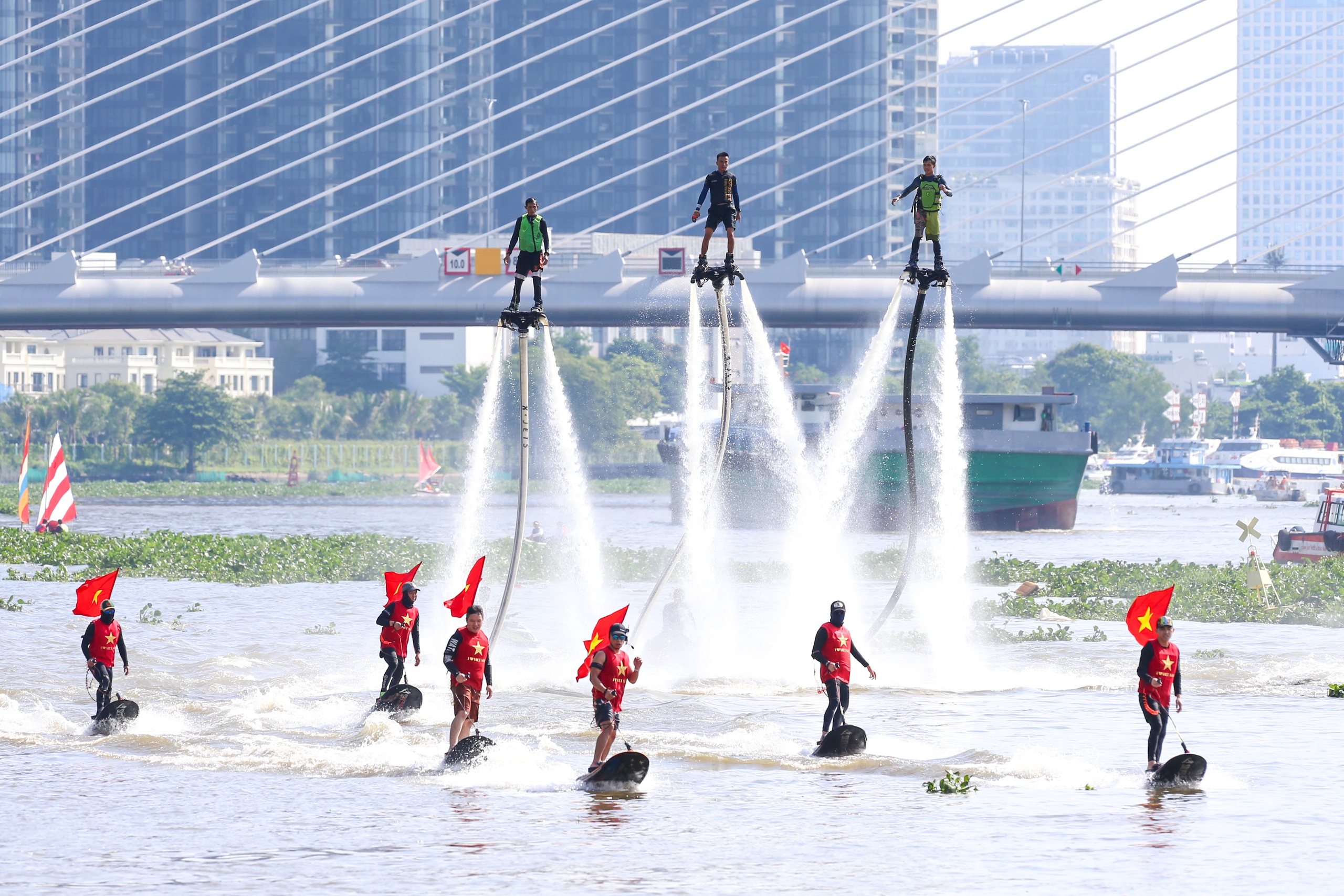 TP HCM: 600 người thi bơi vượt sông và ván chèo trên sông Sài Gòn- Ảnh 11.