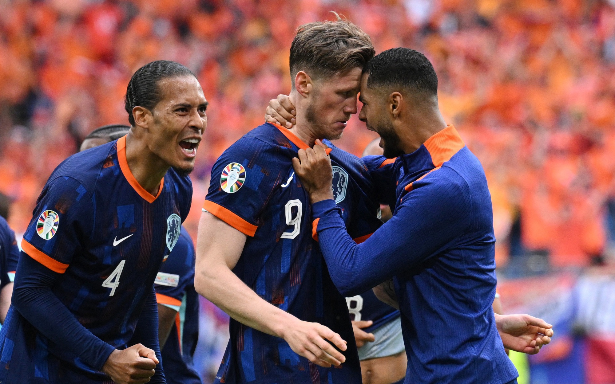 EURO 2024: Hà Lan ngược dòng thắng Ba Lan