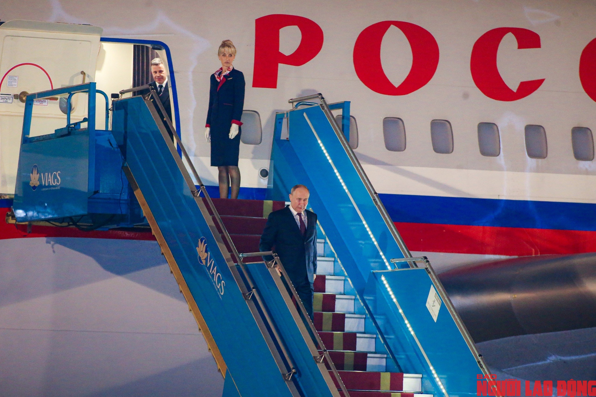 Tổng thống Nga Vladimir Putin đến Hà Nội- Ảnh 4.