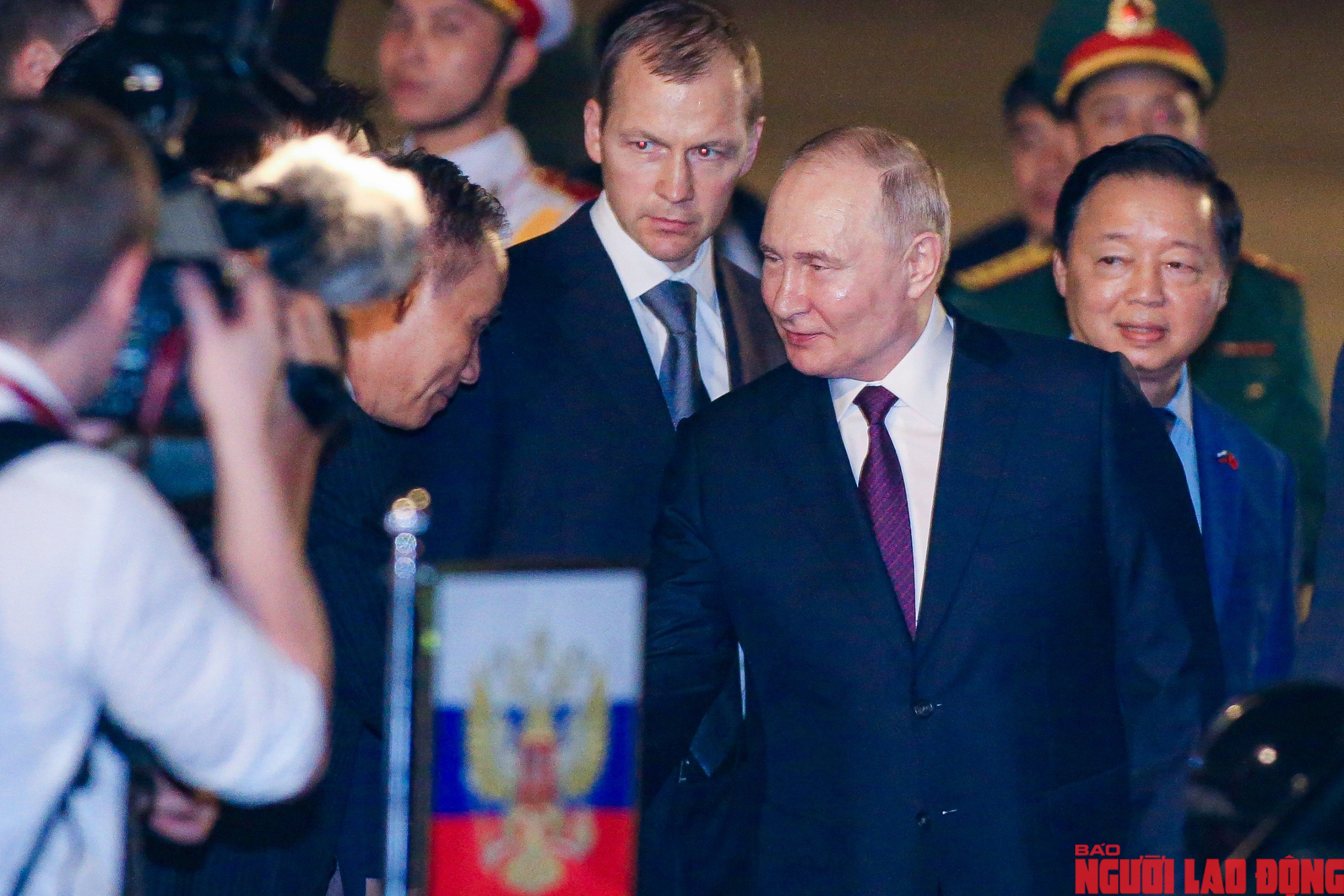 Tổng thống Nga Vladimir Putin đến Hà Nội- Ảnh 7.