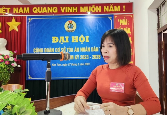  Chánh án TAND tỉnh Kon Tum thôi chức, chờ nghỉ hưu- Ảnh 1.