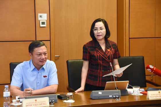 Phó Chủ tịch Quốc hội Nguyễn Thị Thanh phát biểu tại kỳ họp Ảnh: LÂM HIỂN