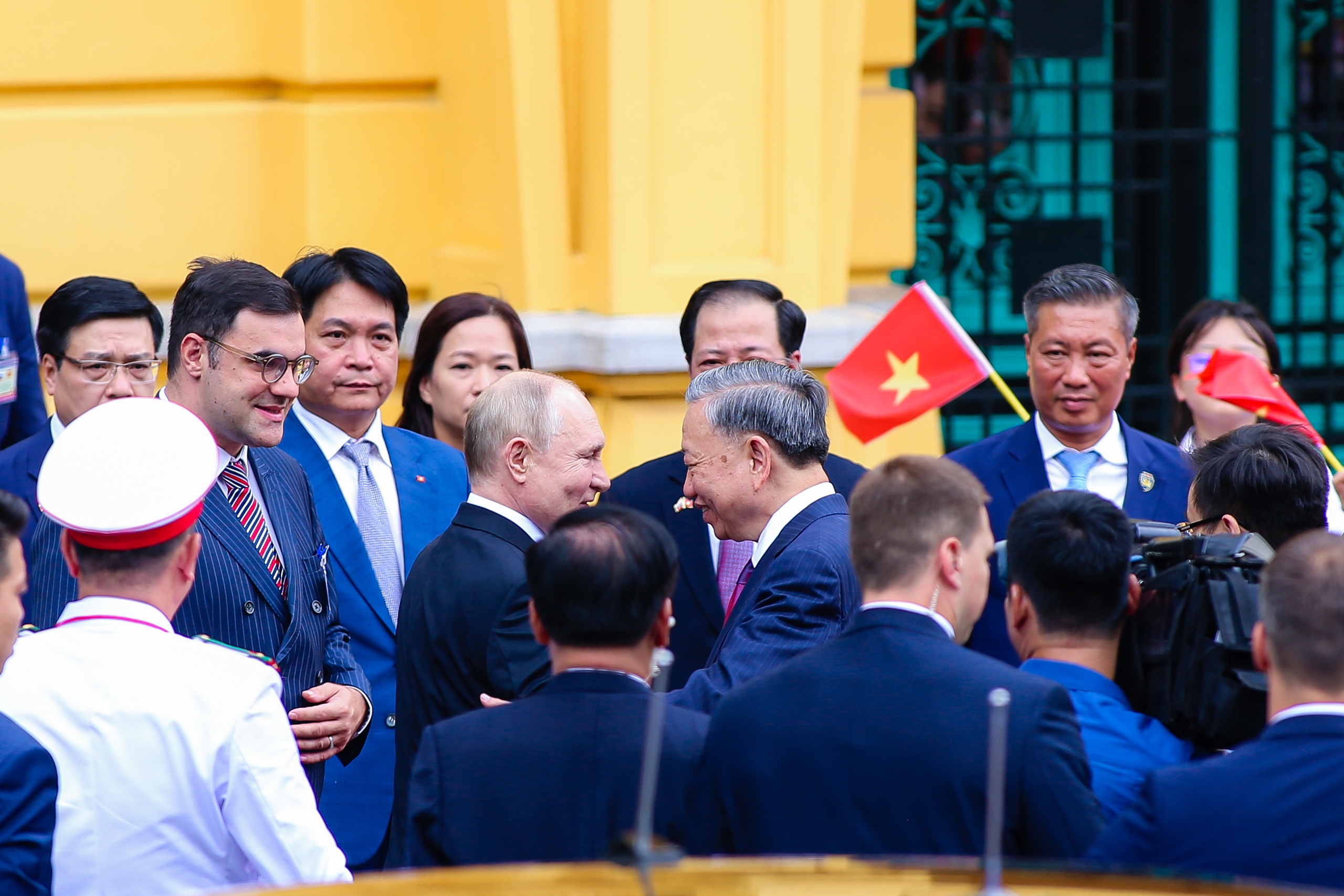 Hơn 20 giờ Tổng thống Putin ở Hà Nội- Ảnh 6.