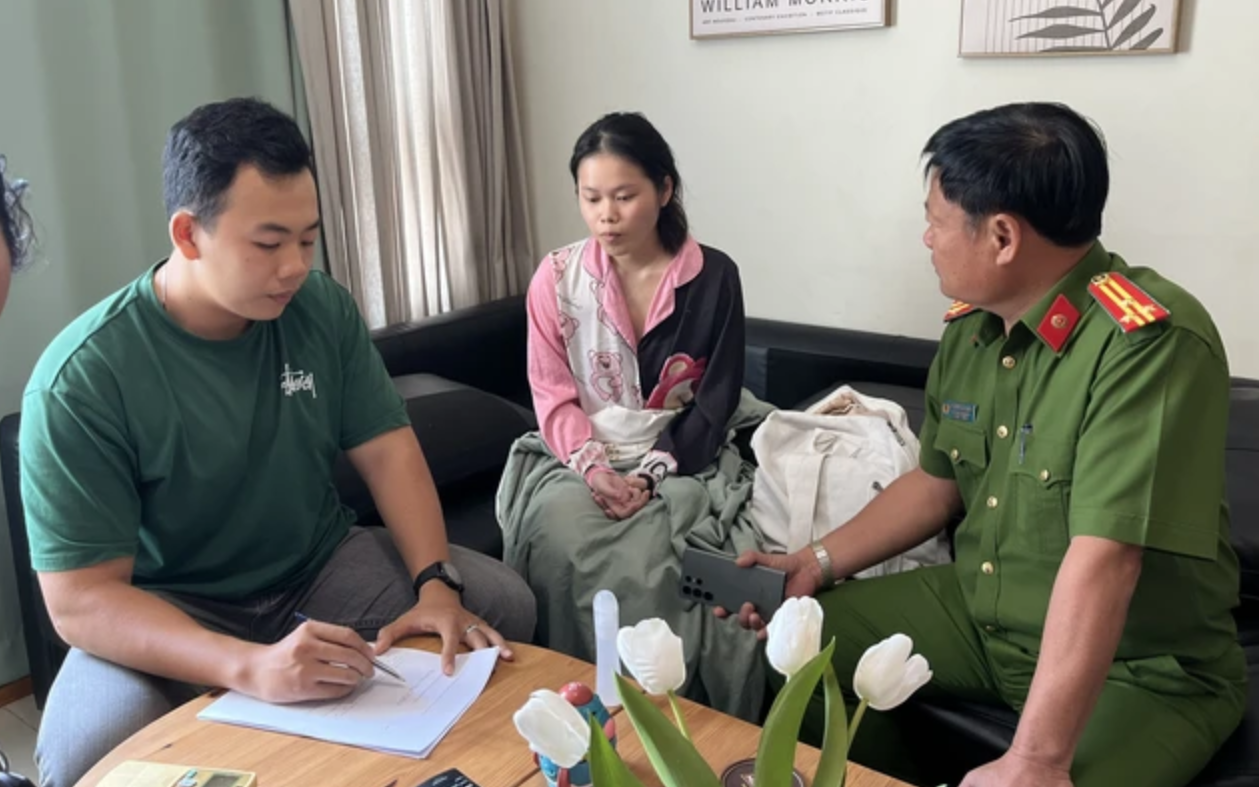 Người đàn ông ngoại quốc đứng sau vụ bắt cóc 2 cháu bé ở phố đi bộ Nguyễn Huệ