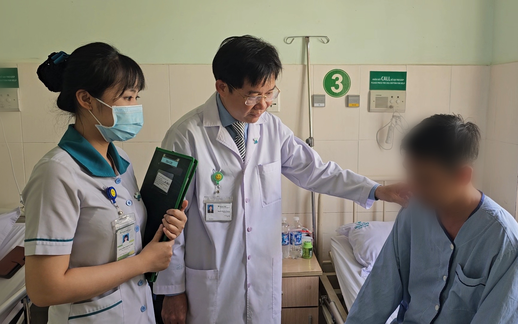 B&eacute; sinh non ruột hoại tử 15cm được cứu sống thần kỳ - Ảnh 2.