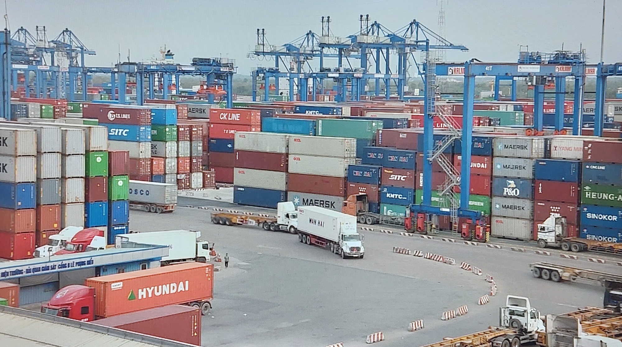 TP HCM đề xuất bổ sung đối tượng nộp phí hạ tầng cảng biển- Ảnh 1. TP HCM đề xuất bổ sung đối tượng nộp phí hạ tầng cảng biển- Ảnh 1.