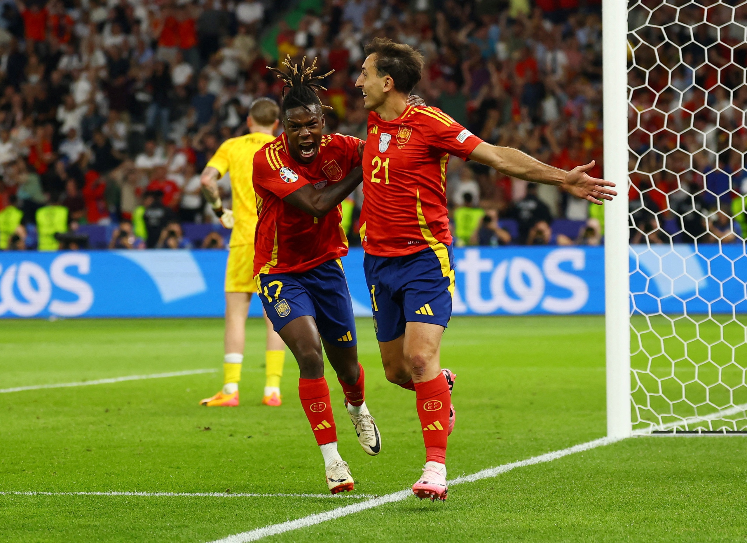 Khoảnh khắc Mikel Oyarzabal trở thành "người hùng Tây Ban Nha" tại Euro 2024