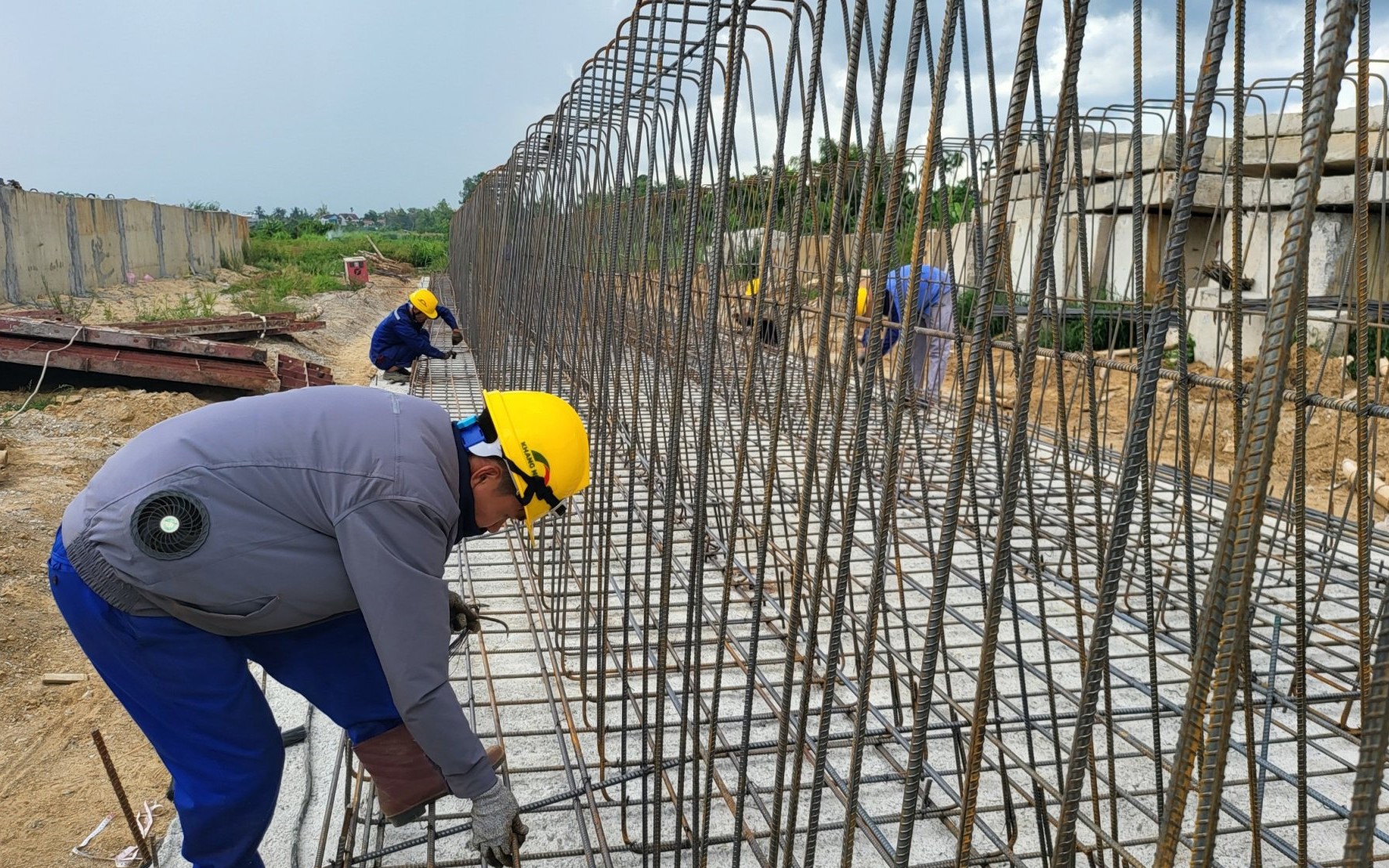 Quảng Ngãi nỗ lực đưa dự án trọng điểm về đích