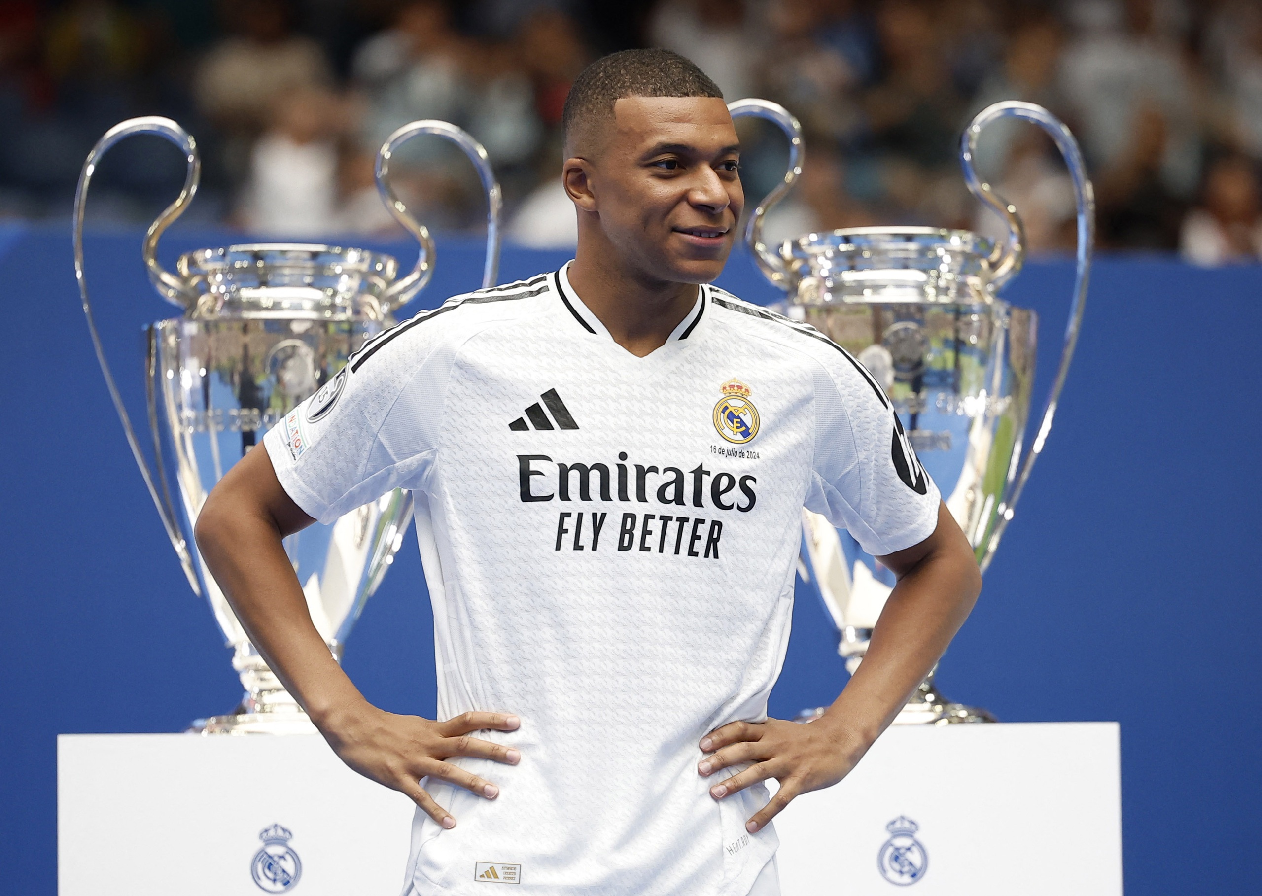 Lạ lùng: Kylian Mbappé "hụt" vị trí số 1 La Liga về thu nhập