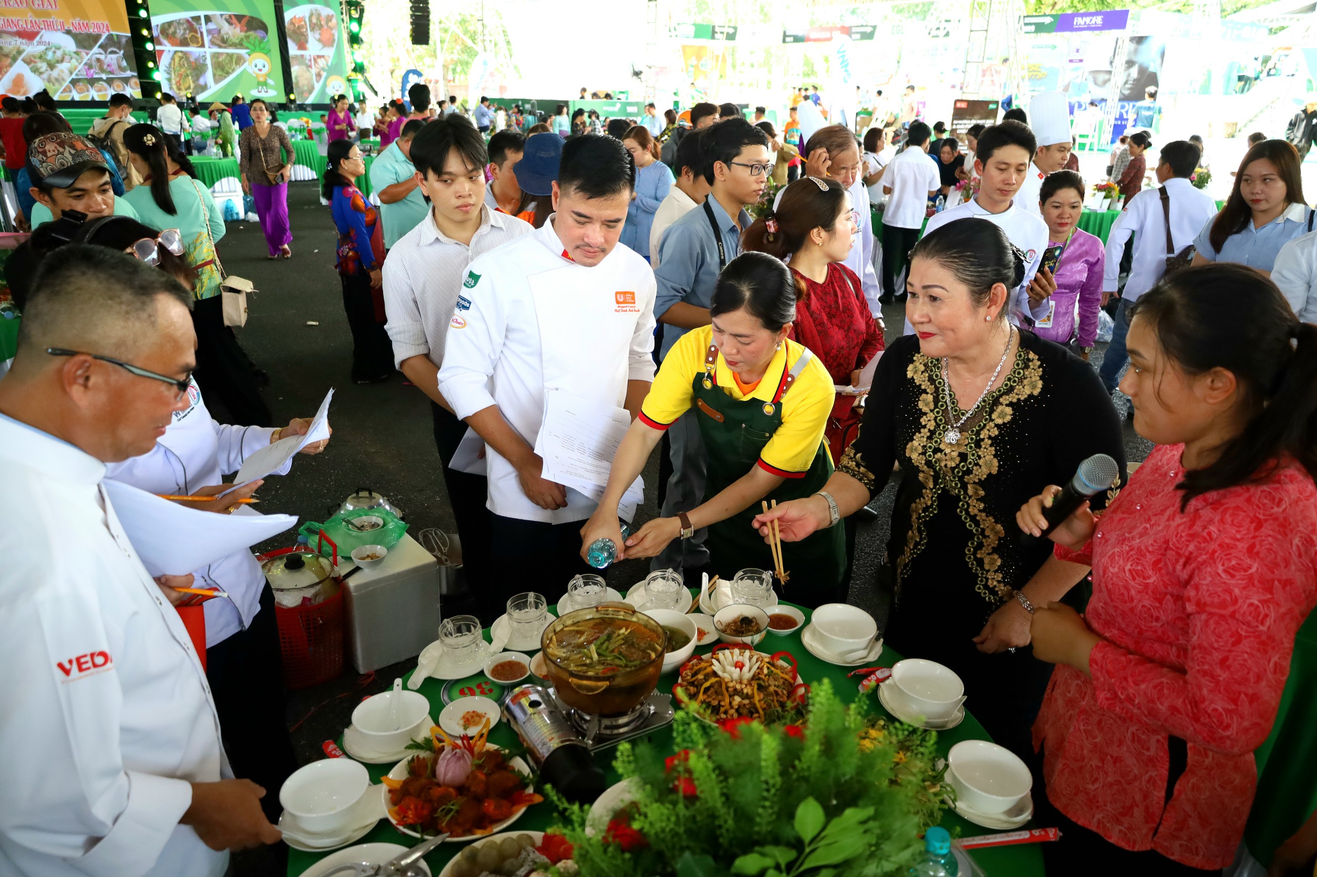 Nhà hàng Công tử Bạc Liêu đoạt giải nhất hội thi ẩm thực Hương sắc Hậu Giang- Ảnh 3.