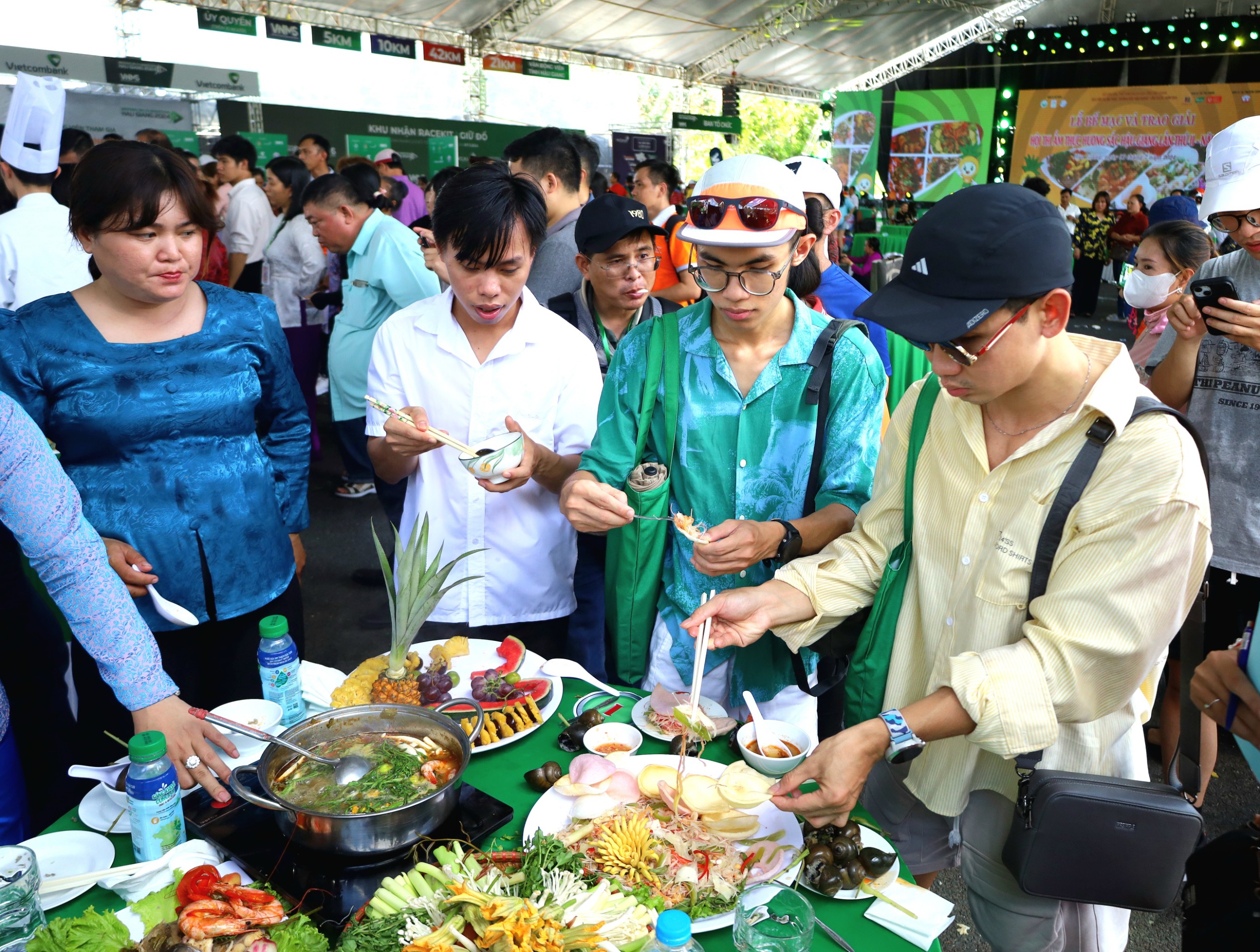 Nhà hàng Công tử Bạc Liêu đoạt giải nhất hội thi ẩm thực Hương sắc Hậu Giang- Ảnh 4.