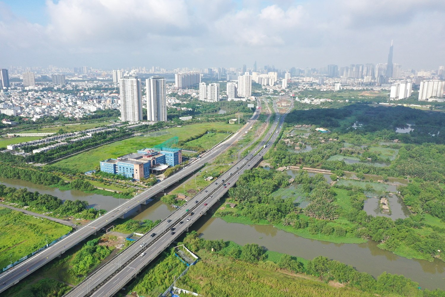 Đề xuất nghiên cứu đầu tư tuyến đường 55 km nối TP HCM với 2 tỉnh miền Tây- Ảnh 1. Đề xuất nghiên cứu đầu tư tuyến đường 55 km nối TP HCM với 2 tỉnh miền Tây- Ảnh 1.