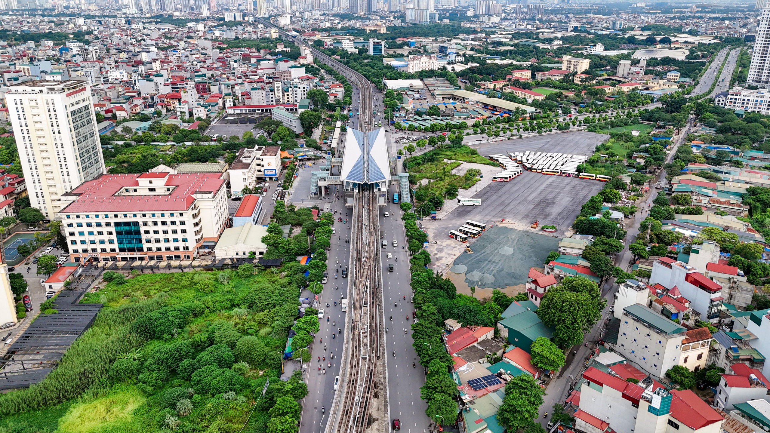 VIDEO: Tuyến đường sắt Nhổn - ga Hà Nội lại "lỡ hẹn" khai thác thương mại- Ảnh 4.