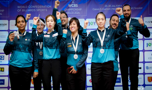 Phùng Kiện Tường (giữa) cùng đội tuyển châu Á đoạt á quân  Giải Billiards WCBS Championship 2024 Ảnh: ACBS