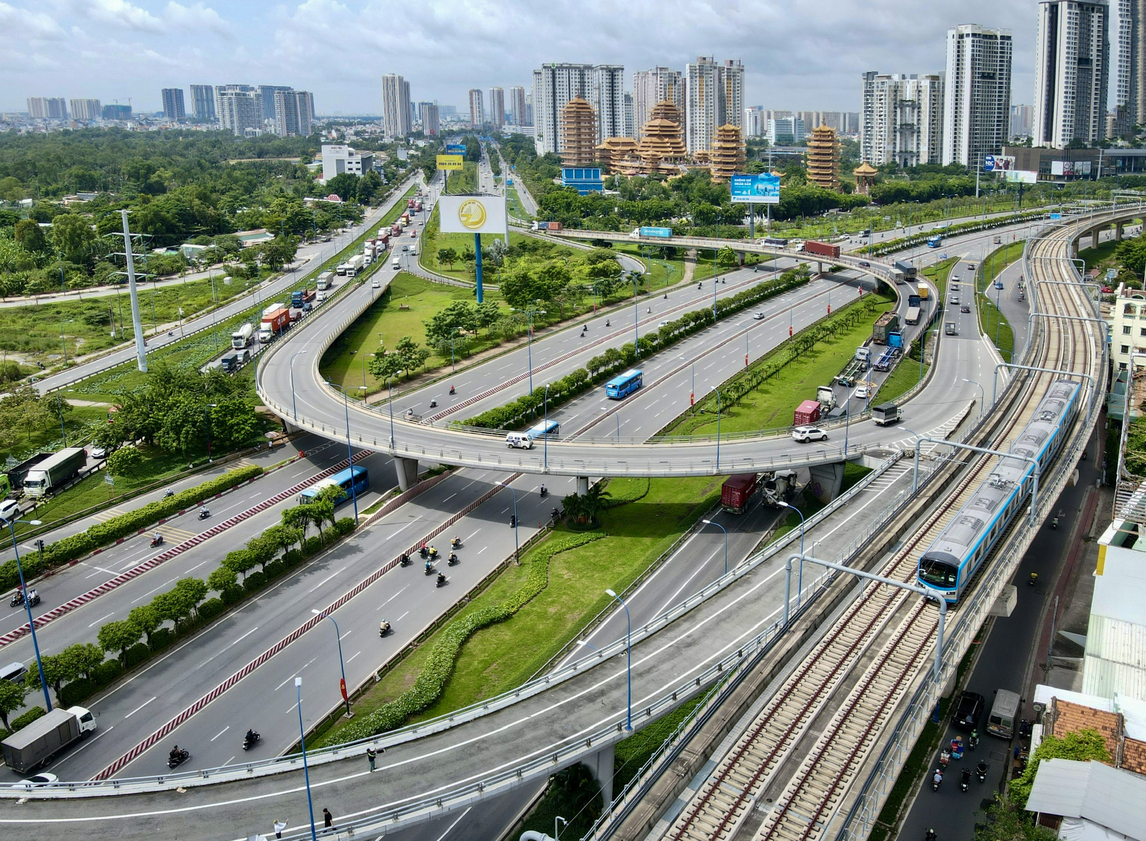 Thành phố Hồ Chí Minh không ngừng đột phá- Ảnh 15.