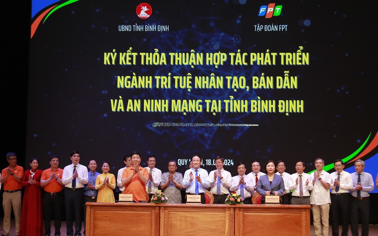 Phố đi bộ Quy Nhơn: Không gian mới cho người dân, sức sống mới cho Bình Định- Ảnh 4.