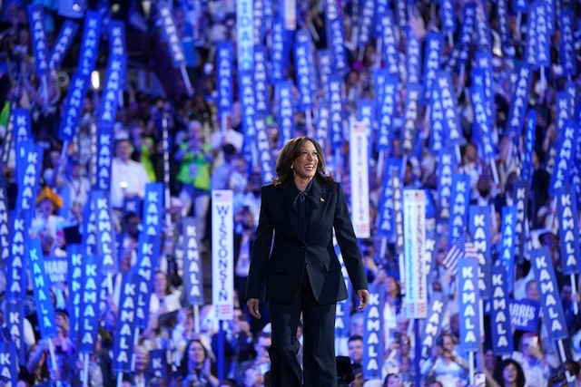 Phó Tổng thống Kamala Harris "vạch ra con đường mới" cho Mỹ- Ảnh 1.