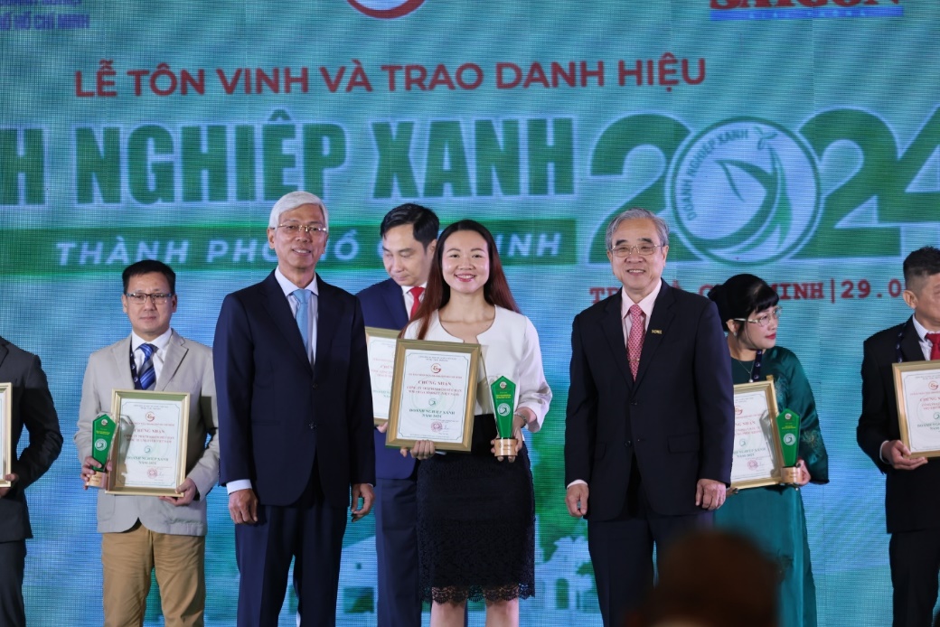 MM Mega Market năm thứ 2 liên tiếp đạt danh hiệu Doanh nghiệp xanh- Ảnh 1.