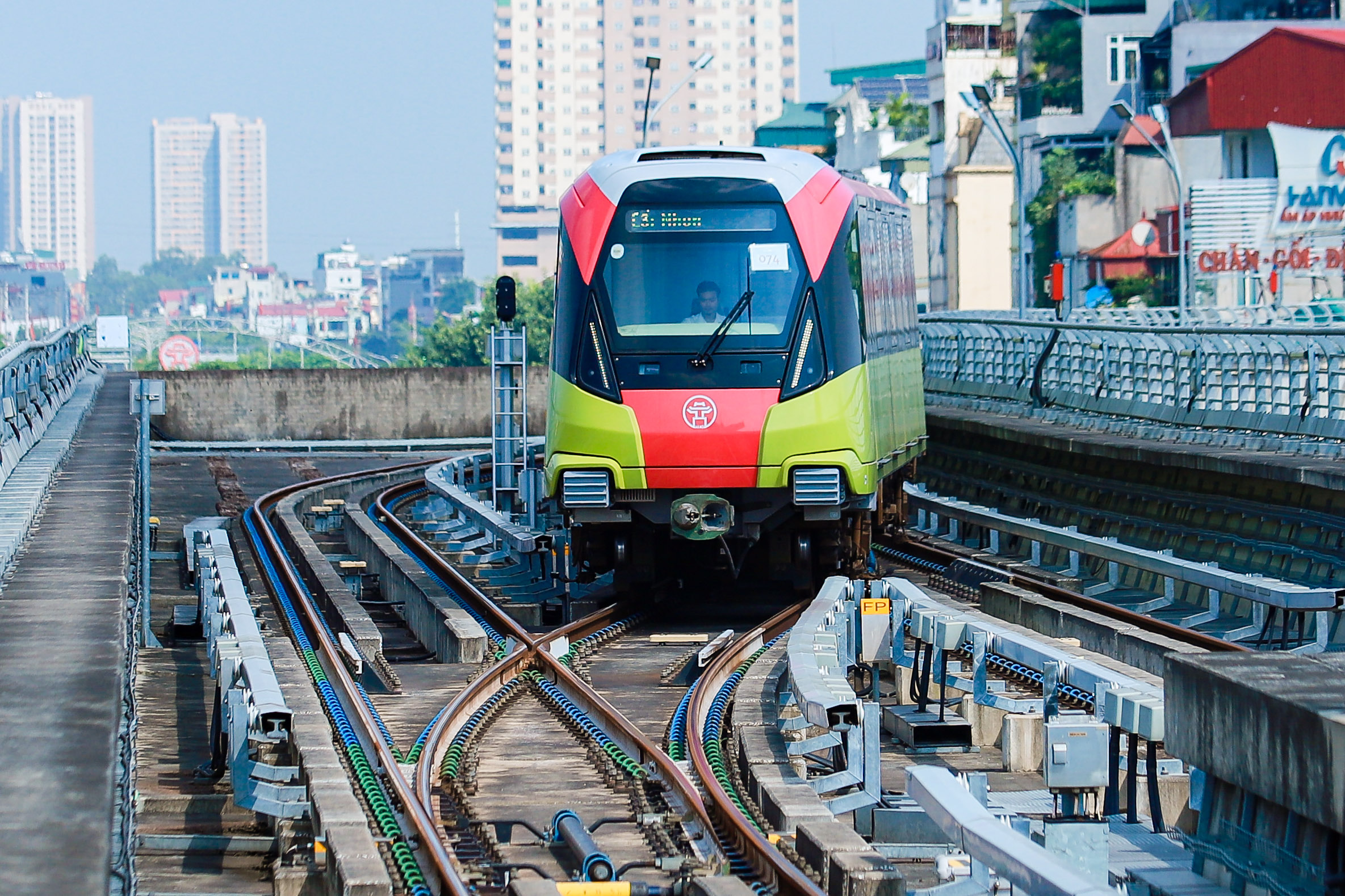 "Đột nhập" truyến metro Nhổn - ga Hà Nội trước ngày vận hành thương mại- Ảnh 3.