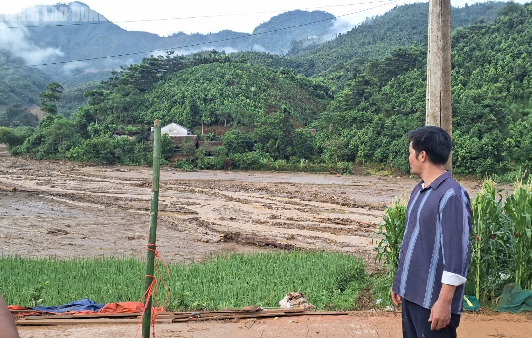 Vụ lũ quét gần 100 người chết, mất tích: Sử dụng chó nghiệp vụ, flycam trong tìm kiếm- Ảnh 4.