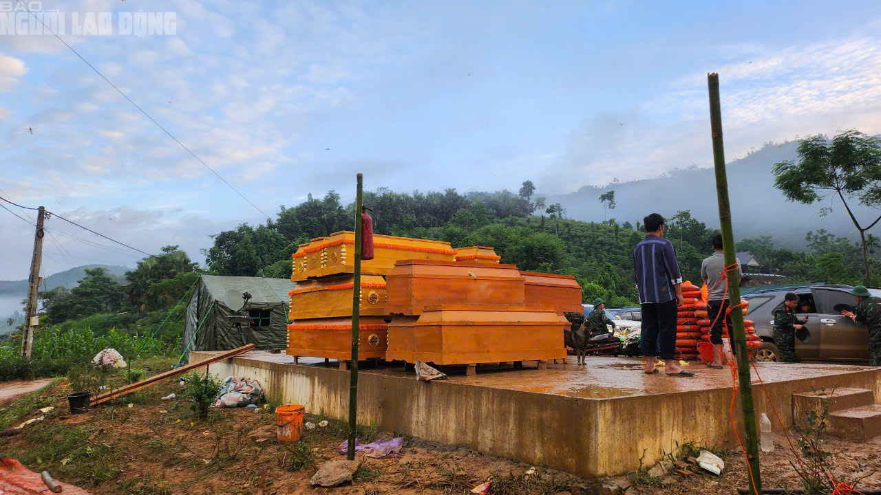 Tang thương Làng Nủ: Nỗi đau xé lòng người ở lại- Ảnh 3.