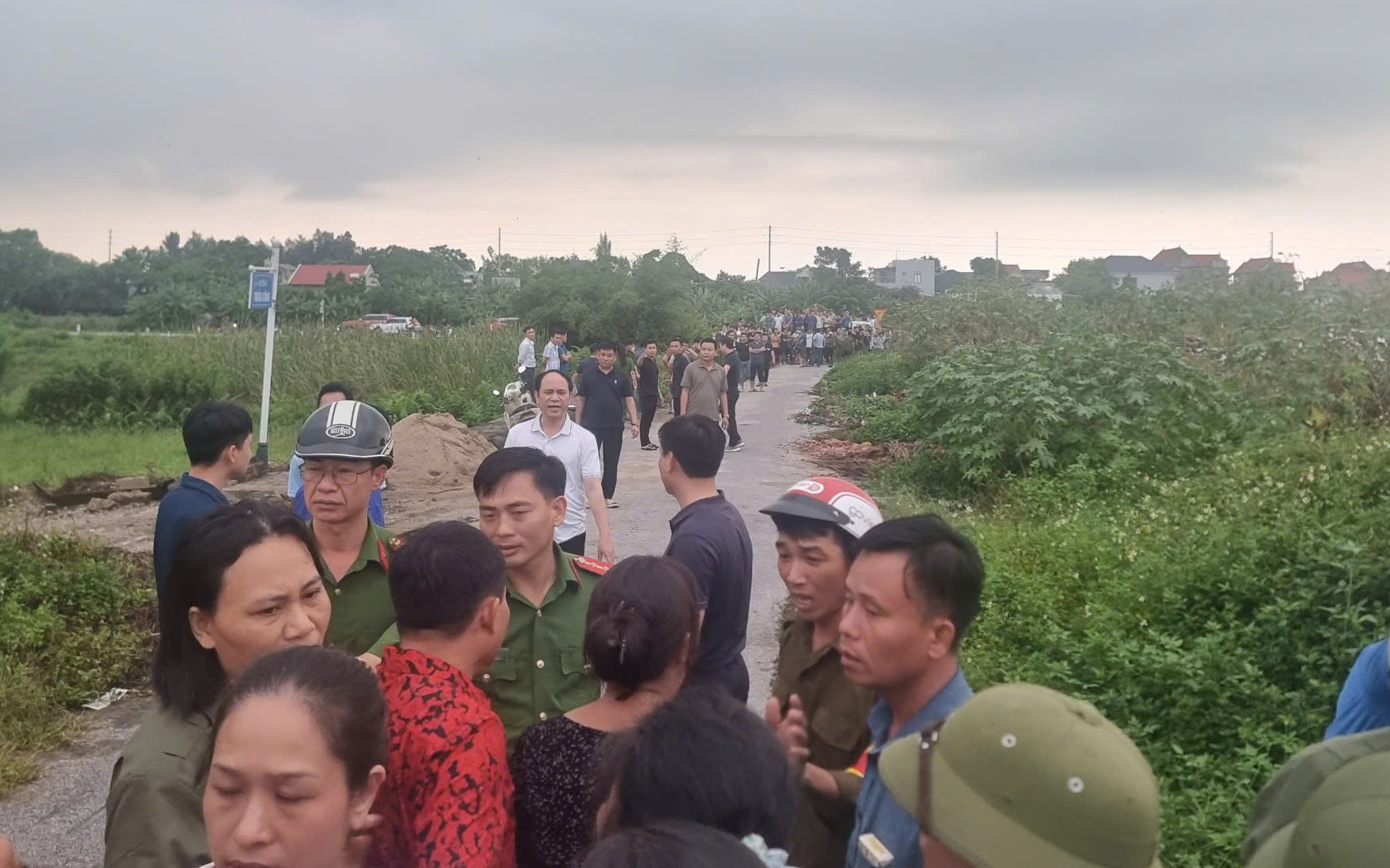 Hy hữu vụ đ&agrave;o mộ 50 năm v&igrave;&hellip; nhầm lẫn - Ảnh 2.