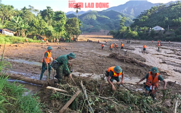 Nhiều ngân hàng thông báo giảm lãi suất vay với khách hàng vùng bão, lũ