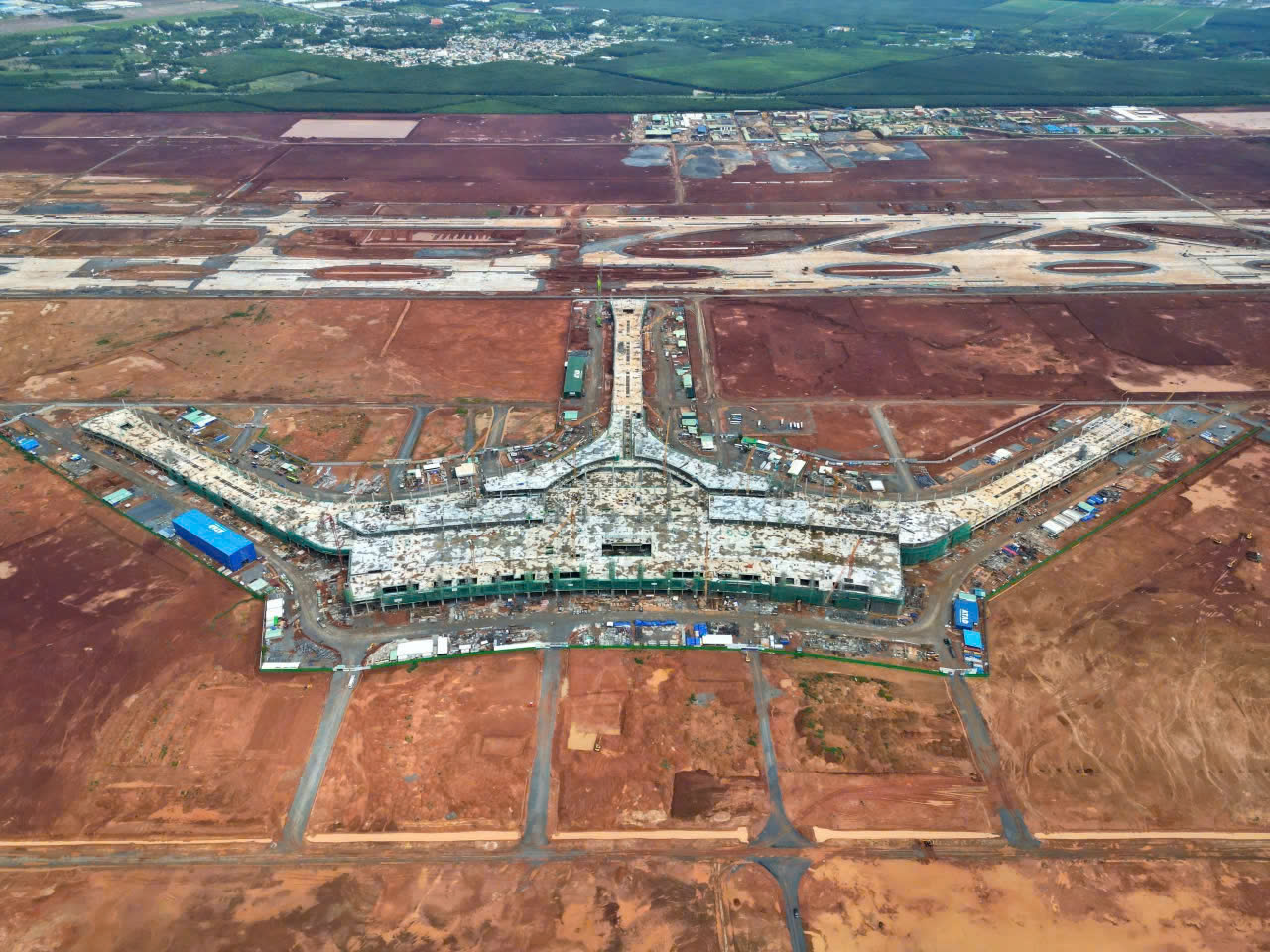 Huy động gần 14.000 người đẩy nhanh tiến độ Sân bay Long Thành Huy động gần 14.000 người đẩy nhanh tiến độ Sân bay Long Thành