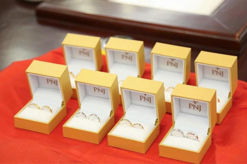 Gia đình trẻ hạnh phúc 2024: Chuỗi Lễ cưới tập thể và trao nhẫn cưới cho các cặp đôi khó khăn trên toàn quốc- Ảnh 2.