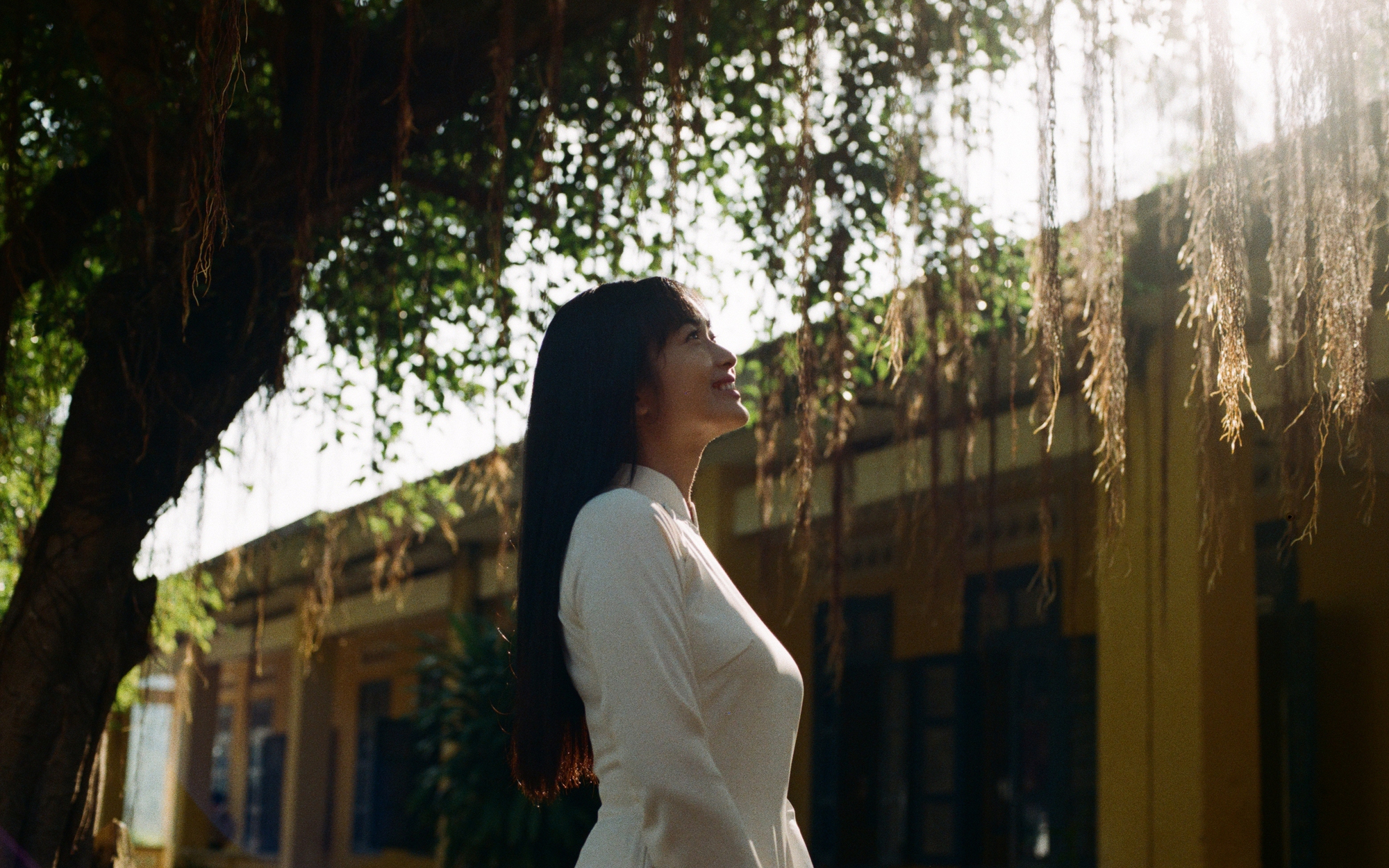 Hai "n&agrave;ng thơ" của Nguyễn Nhật &Aacute;nh g&acirc;y ch&uacute; &yacute;  - Ảnh 3.