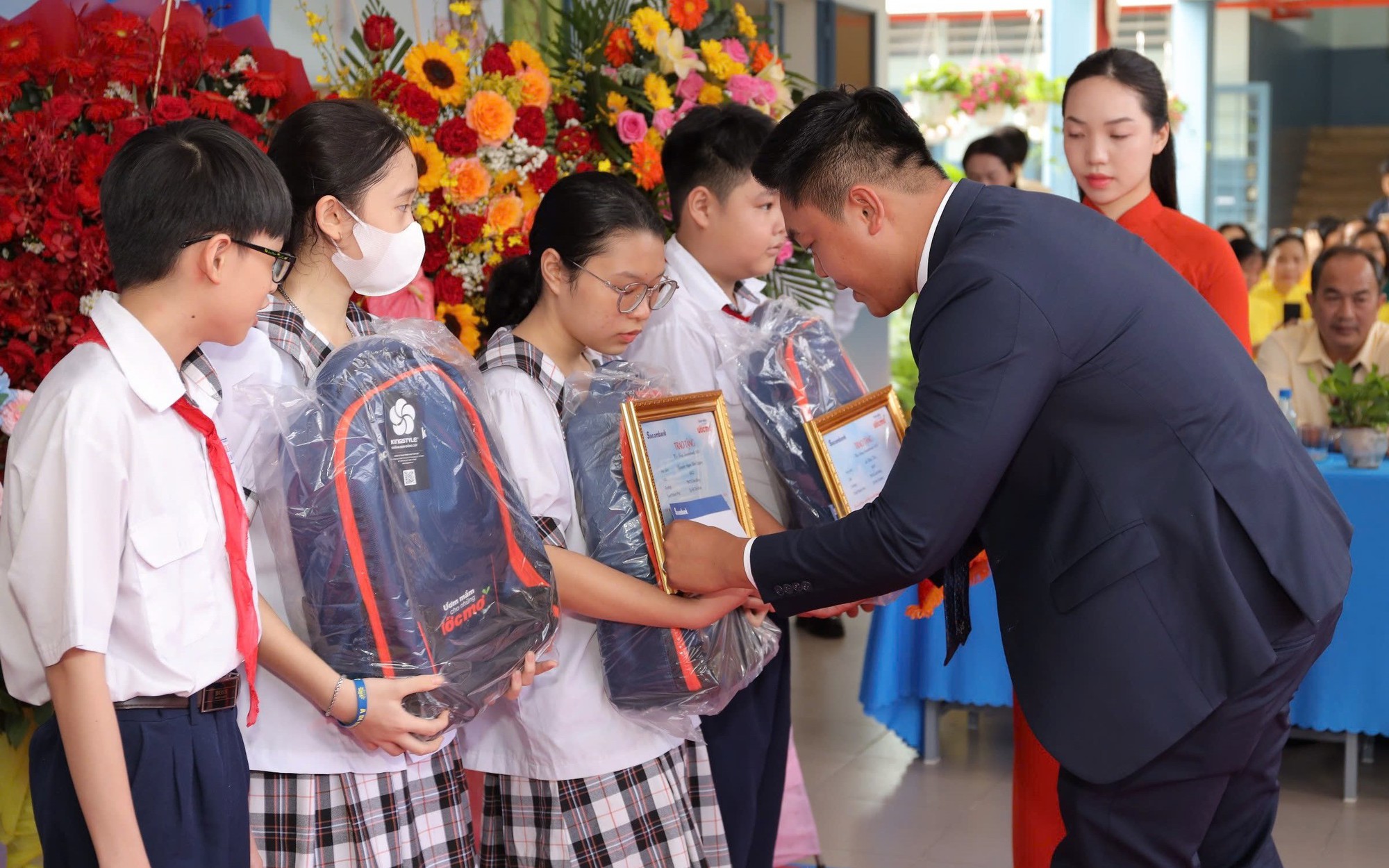 Sacombank “Ươm mầm cho những ước mơ” – chung tay vun đắp thế hệ trẻ- Ảnh 2.