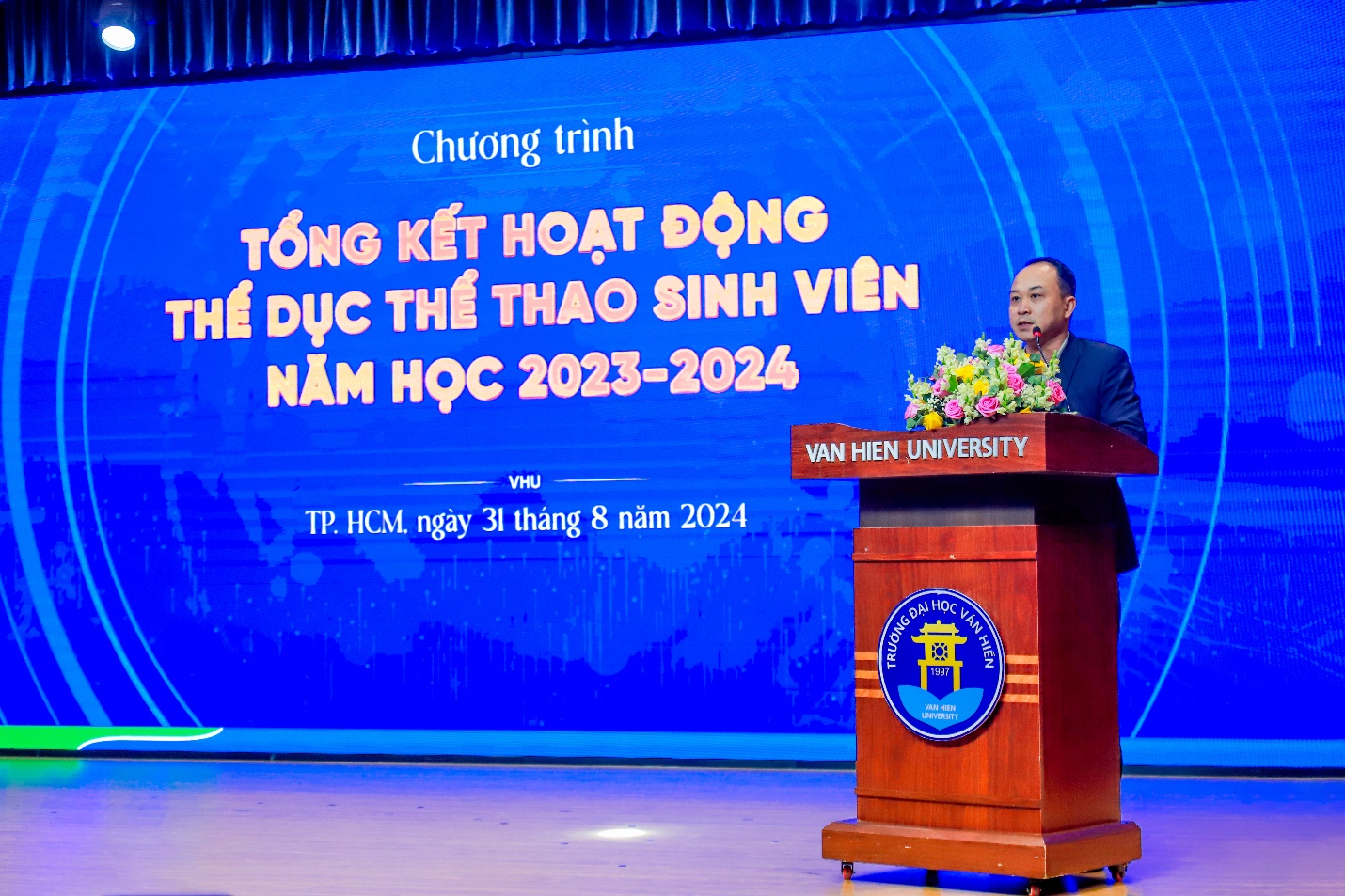 Trường Đại học Văn Hiến khuyến khích tinh thần thể dục thể thao trong sinh viên- Ảnh 2.