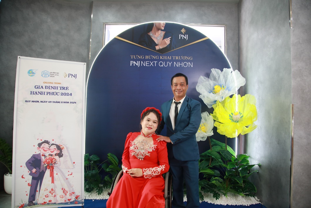 PNJ khẳng định vị thế “đầu tàu” ngành bán lẻ về đóng góp ngân sách- Ảnh 2. PNJ khẳng định vị thế “đầu tàu” ngành bán lẻ về đóng góp ngân sách- Ảnh 2.