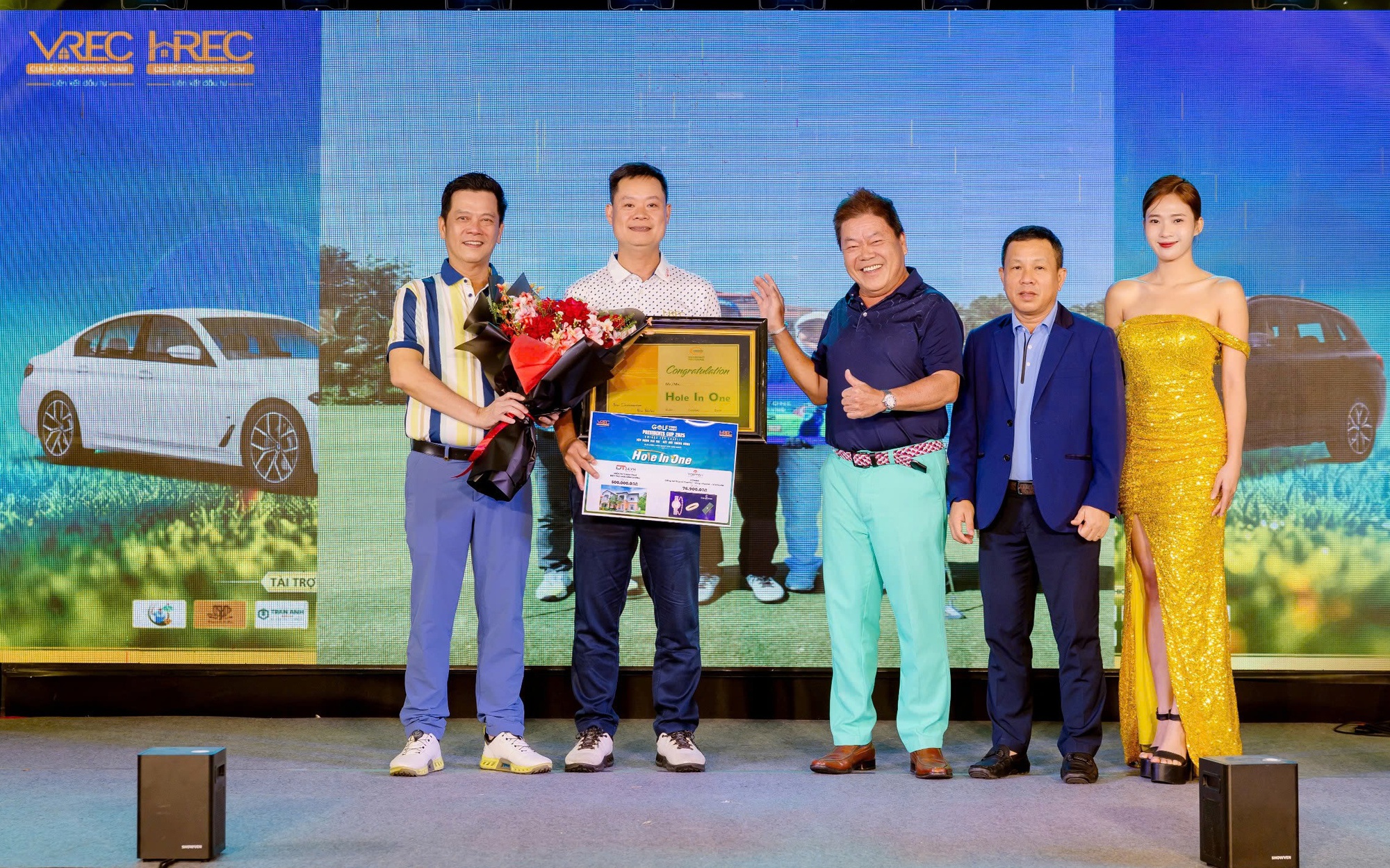 Tích cực sẻ chia - Ảnh 1.