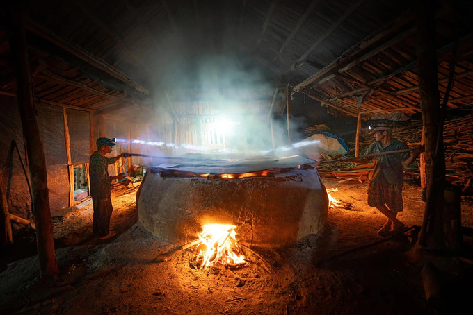 Làm giàu từ hạt muối, trả nợ diêm dân- Ảnh 2. Làm giàu từ hạt muối, trả nợ diêm dân- Ảnh 2.