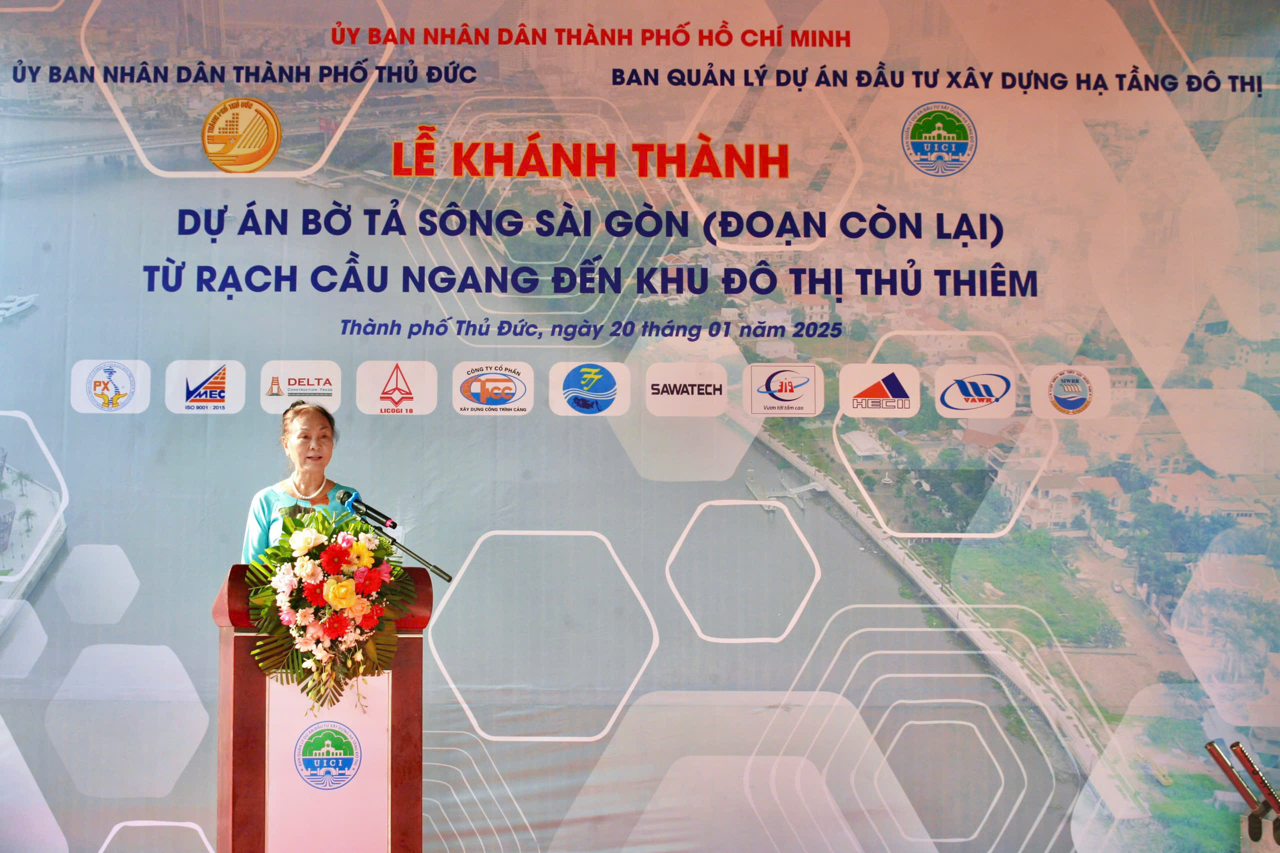 Khánh thành dự án Bờ tả sông Sài Gòn: Công trình chống ngập gần 993 tỉ đồng- Ảnh 4. Khánh thành dự án Bờ tả sông Sài Gòn: Công trình chống ngập gần 993 tỉ đồng- Ảnh 4.