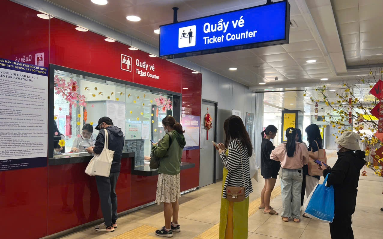 Sự cố sáng nay khiến vé metro Bến Thành - Suối Tiên phải viết tay