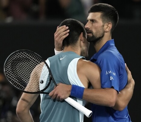 Thắng Alcaraz để vào bán kết, Djokovic vẫn còn nỗi lo ở Giải Úc mở rộng- Ảnh 1.