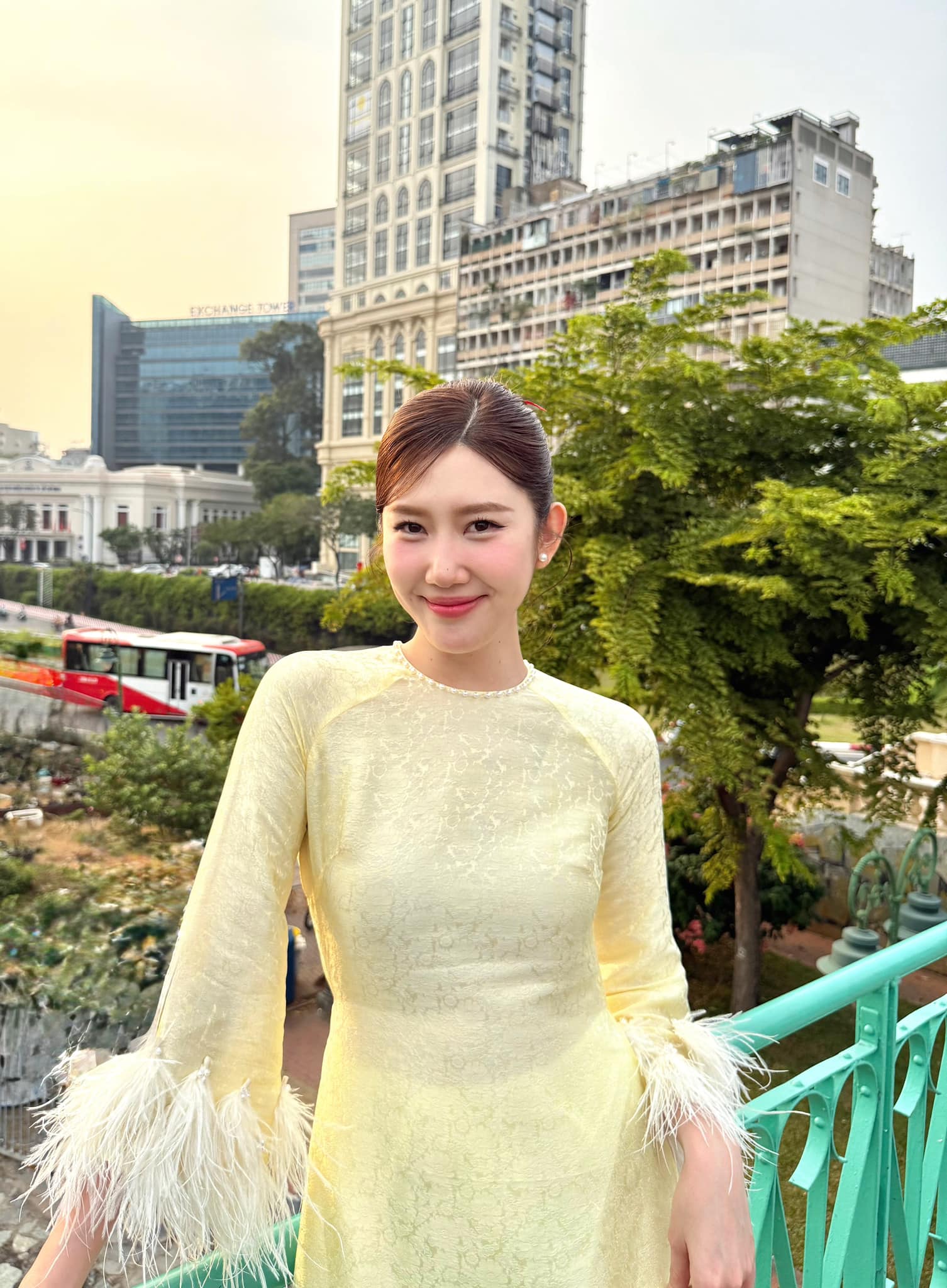 Thúy Ngân - Jun Phạm: Tết hạnh phúc bên tượng Mai Vàng.- Ảnh 4. Thúy Ngân - Jun Phạm: Tết hạnh phúc bên tượng Mai Vàng.- Ảnh 4.