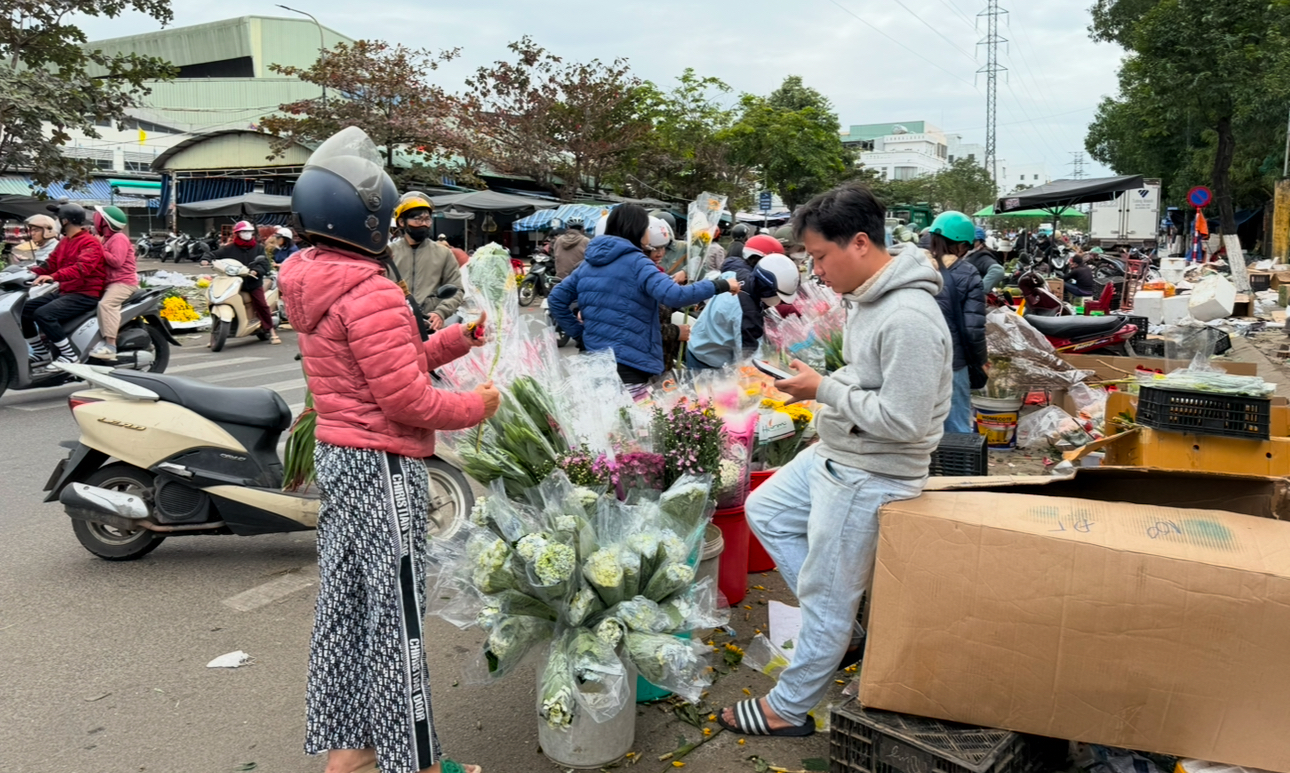 Chợ đầu mối lớn nhất miền Trung đìu hiu ngày cuối năm- Ảnh 7.