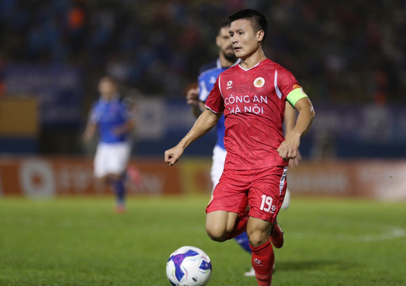 Đội bóng của Hồng Kông - Trung Quốc ấn tượng với Nguyễn Quang Hải - Ảnh 5.