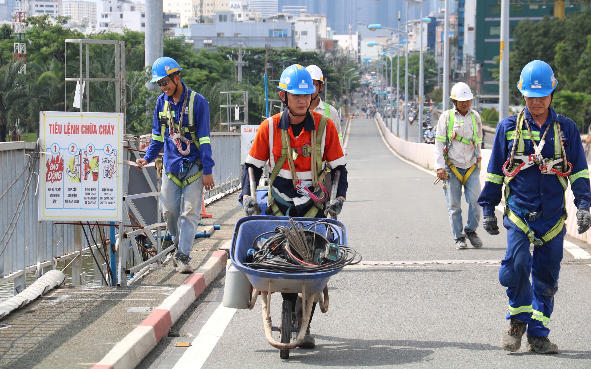 Bức tranh giao thông đô thị khởi sắc - Ảnh 3.
