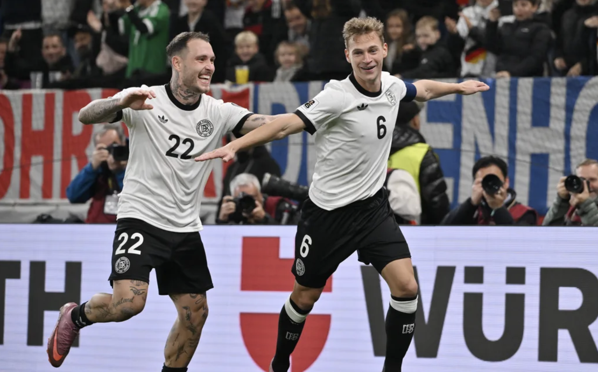 Đức thắng dễ Luxembourg, tiến gần vé dự World Cup thứ 19 liên tiếp - Ảnh 3.